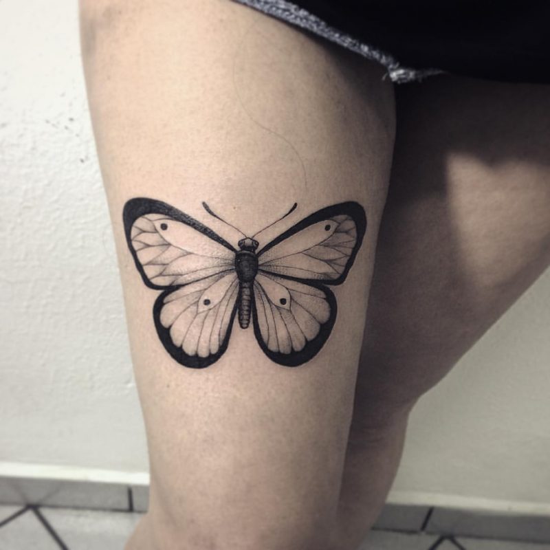 Featured image of post Desenhos Para Tatuagem Feminina Borboleta As borboletas s o animais graciosos possuem asas coloridas e podem ter uma infinidade de significados